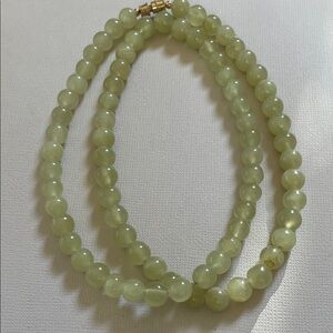 Green Serpentine Jade Beaded Necklace
